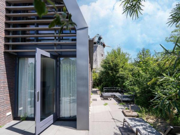 Villa in Egmond near Beach & Windmill, Book  SPA-hoteller i Rotterdam, SPA