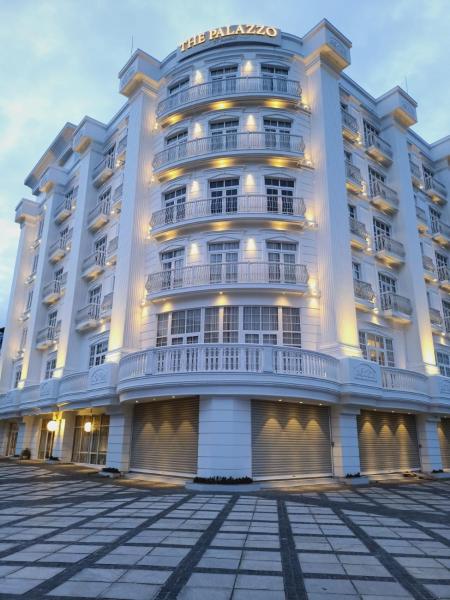 The Palazzo Chakolas, Book  Thrissur New Delhi