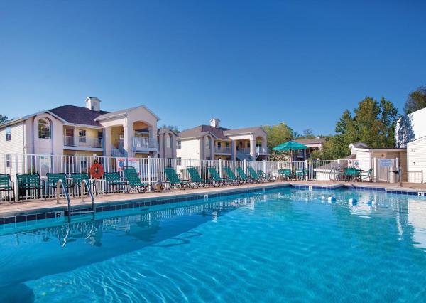 Wyndham Branson Falls 1BR Apartment with Resort Access, Book  Missouri hoteller med parkering, Parkering