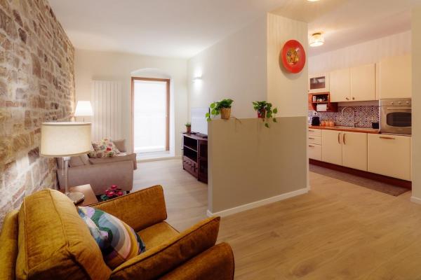 Winding Village Suite, Book  Trevi Umbrien
