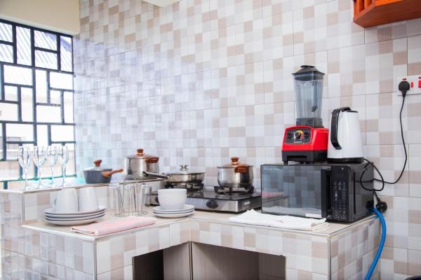 Apollo Villa homestay, Book  Arusha Tanzania