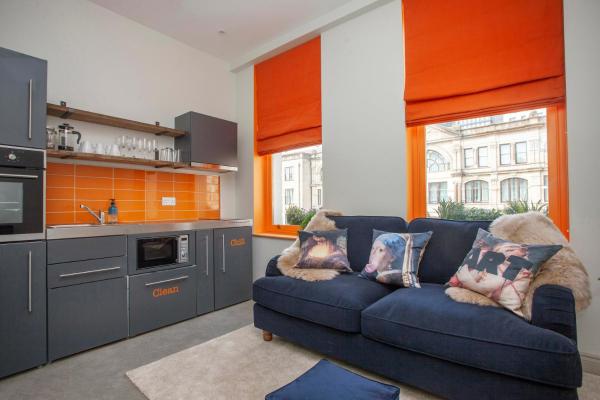 Modern Aparthotel by Principality Stadium, Book  Cardiff Cardiff