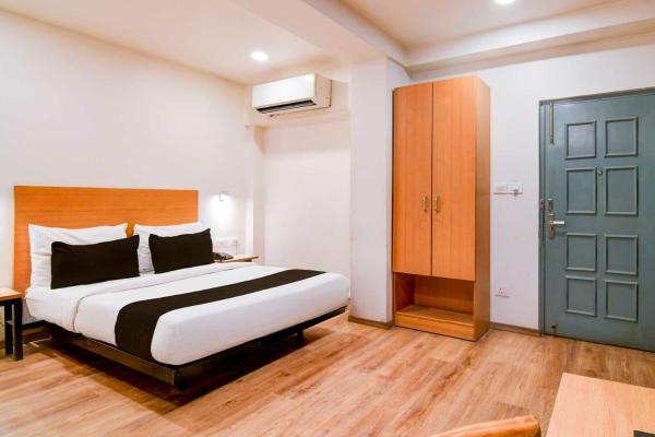 Townhouse Oak Kolkata Tegharia Bus Stand, Book  Calcutta 