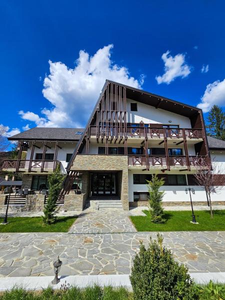 Pensiunea Cotul Dorului, Book  Hoteller i Suceava med pool, Swimmingpool