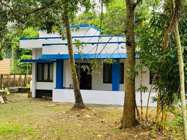 Abode in Alleppey, Book  Alleppey New Delhi