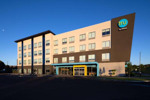Tru By Hilton Yakima Airport, Book  Yakima 