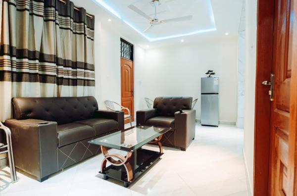 Woodpoint Apartments, Book Lejlighed Dawhwenya 