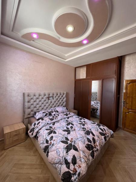 Appartements que pour familles, Book  Anza 