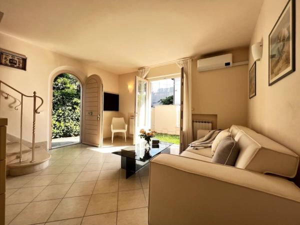 Villa Donati 6 camere in centro Forte dei Marmi, Book  Forte dei Marmi Versilia