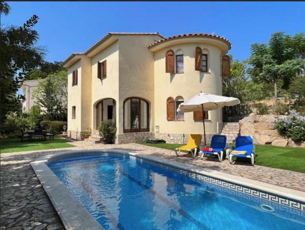 VILLAS COSETTE Villa Brava, Book  Calonge Baix Empordà