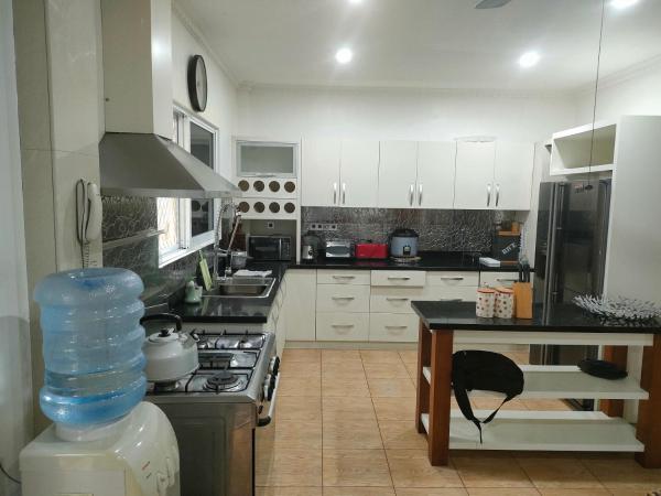 Zsa Zsa Bali Five-Bedroom Villa with Private Pool Pool, Book  Hoteller i Bali med pool, Swimmingpool