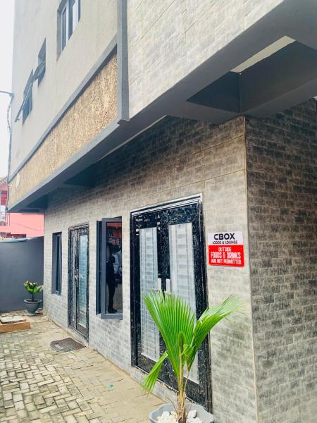 Cbox Lodge & Lounge, Book  Mushin Lagos