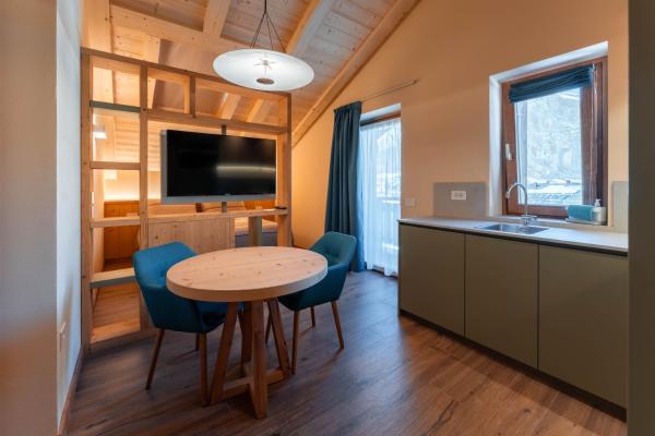Angolo Alpino Rin & Piz, Book  Livigno Lombardiet