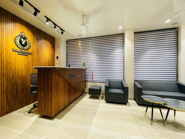 Yogiraj Exclusive Lodge, Book Hotel Barshi New Delhi