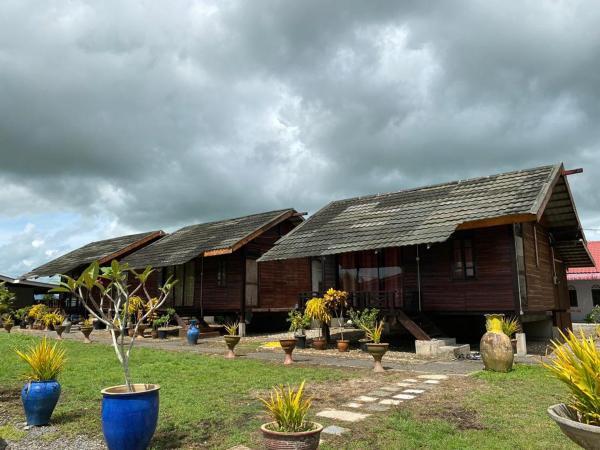 Tamteh Homestay, Book Værelse i privat hjem Ayer Hitam Kedah
