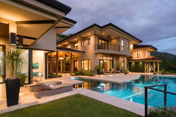 Casa Symbiotica - Exclusive Villa with Gym, Infinity Pool & Housekeeping, Book  Brasilito Guanacaste