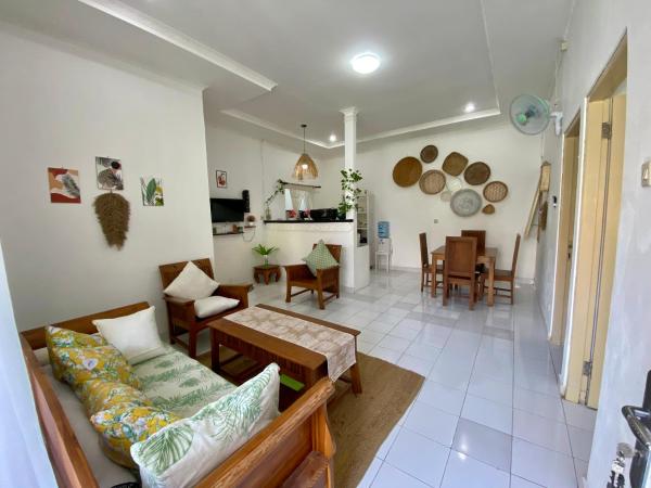 House for Rent Balangan II - Bali, Book  Hoteller i Bali med parkering, Parkering