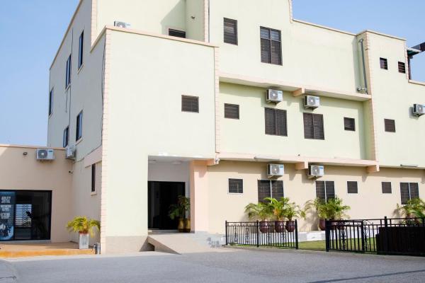 Kwanskrom Villa Biggies Homes, Book  Winneba Central region