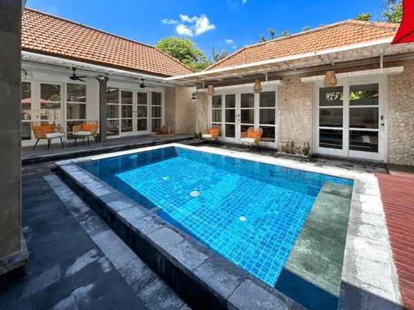 Hosih Terace in Sanur Villa - 3 BR Villa Beachside Sanur, Book  Hoteller i Bali med pool, Swimmingpool