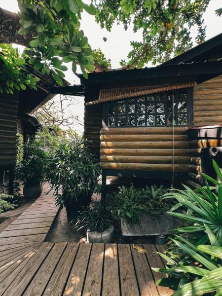 The Tree Cabins Quinta Pavo Real by AcoModo, Book  San José Panama City