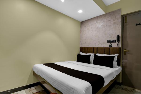 Hotel O KOLKATA SEVEN INN LLP, Book  Salkhia West Bengal