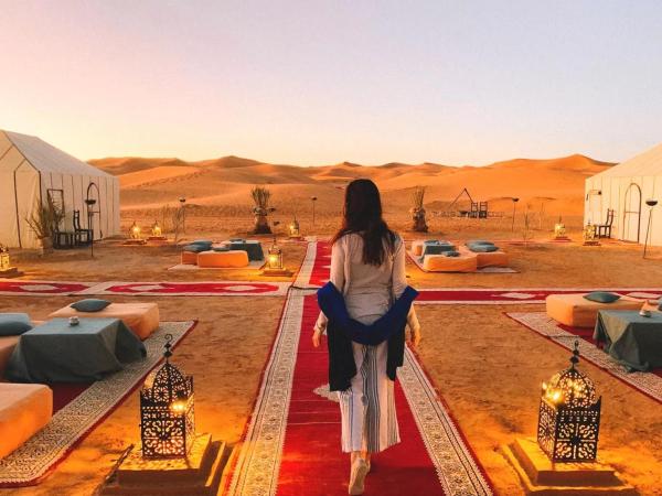 Whispering Desert Luxury Camp, Book  Hoteller i Meknes-Tafilalet med morgenmad, Morgenmad
