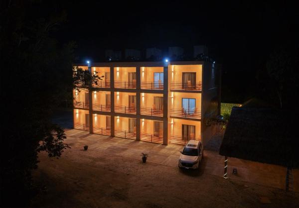 Hotel El Paraíso Calakmul, Book  Xpujil Campeche