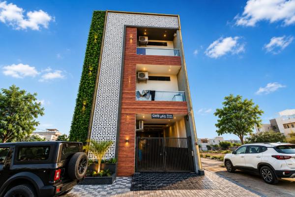 Home Escape Furnished 1BHKs for Short Stay Mahalaxmi Nagar, Book  Hoteller i New Delhi med parkering, Parkering