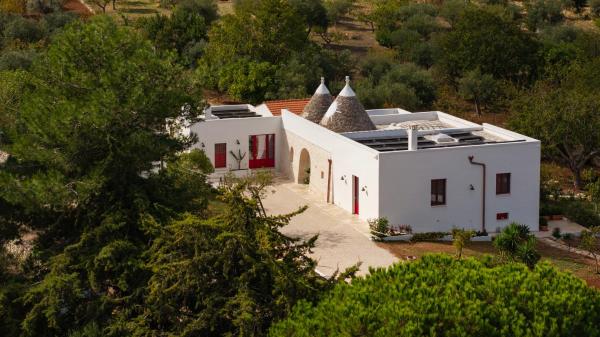 Trulli D\Amore - Itria Valley Exclusive Trulli Villa, Book  Santa Lucia Apulien