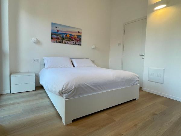 Serendipity Guest Rooms - Foresteria Lombarda, Book  Busto Arsizio Lombardiet