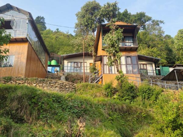 Wild Way Resort, Book  Kanatal Uttarakhand