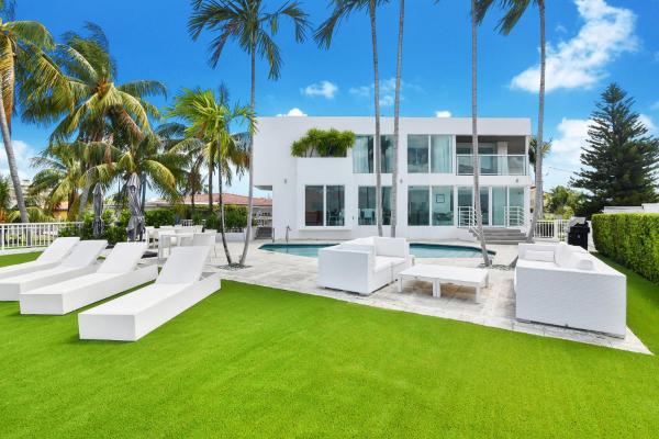 Villa Moonlight Haven, Book  Miami Beach hoteller med pool, Swimmingpool