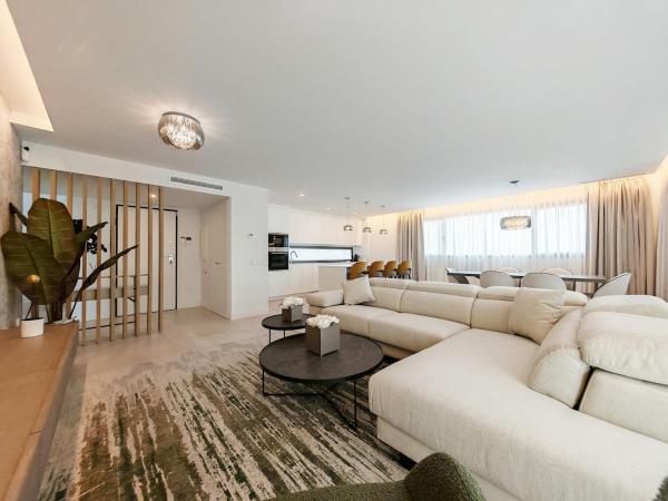 Luxury 4 Bedroom Villa with Sea Views and Private Pool in Eden Resort, Book  Hoteller i Costa del Sol med pool, Swimmingpool