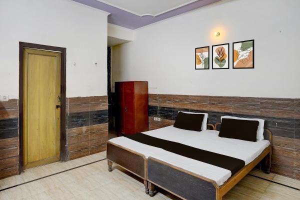 Hotel O Radha Residency, Book  Badarpur Delhi