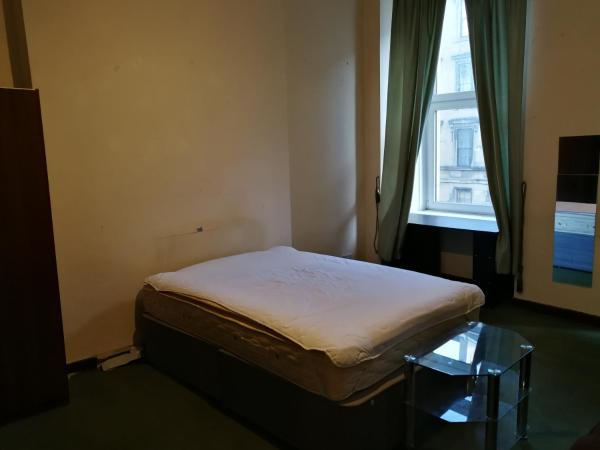 Private room Glasgow, Book  Glasgow Glasgow
