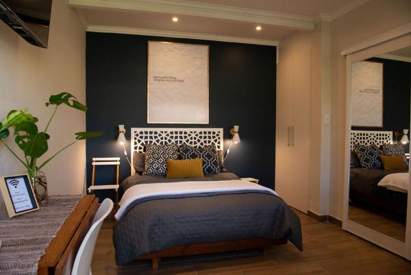 MacLeod House, Book  Bloemfontein Free State