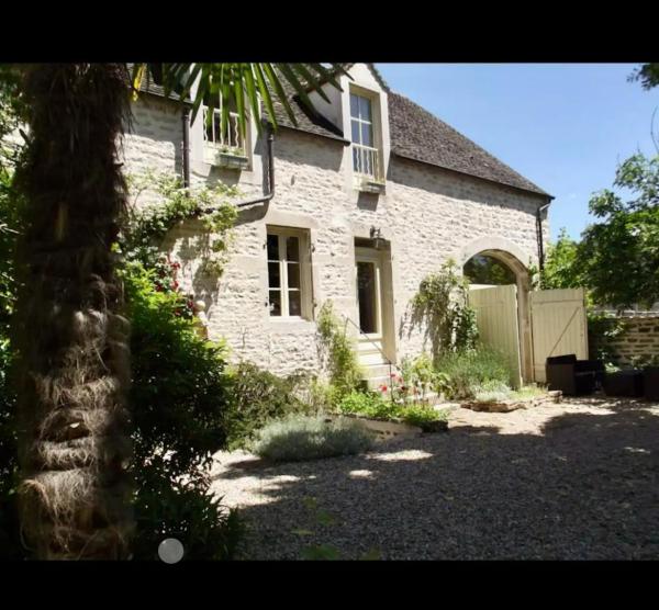 Gîte Laure et Henri, Book  Ladoix-Serrigny 