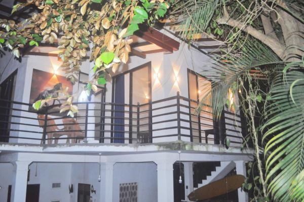 Miracle Home Stay, Book  Matara hoteller med parkering, Parkering