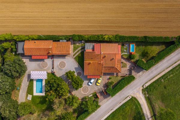 Villa Asia Deluxe, Book  Castiglione del Lago 