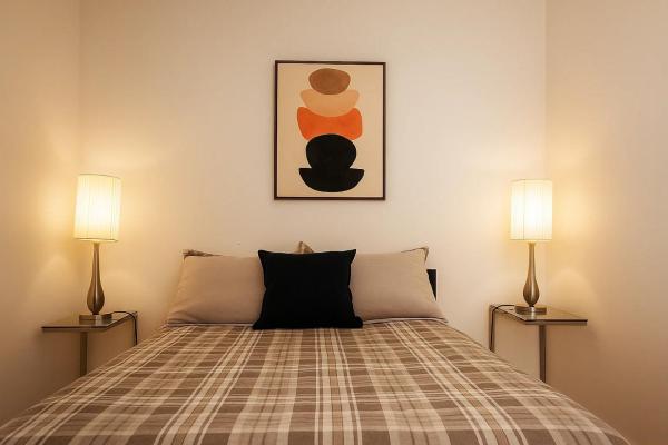 Downtown Private Room & Workspace Metros Sherbrooke & Berri! Fast Wifi!, Book  Montreal Quebec