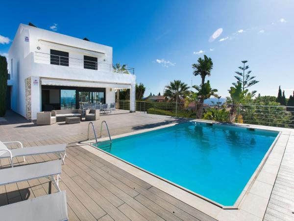 Villa Venezuela by Interhome, Book  Hoteller i Chilches med pool, Swimmingpool