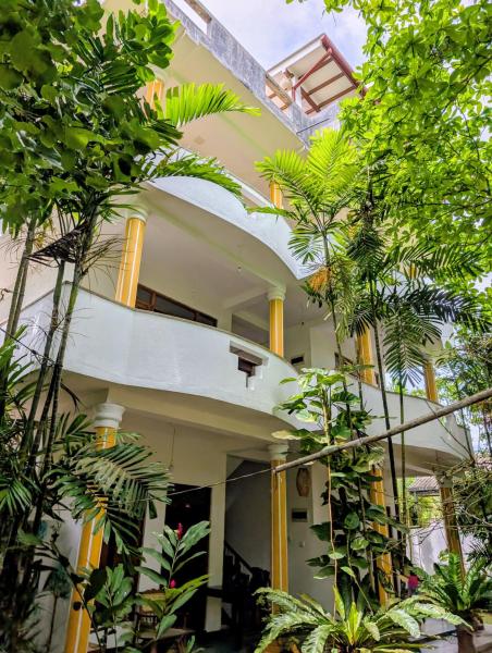 Coconut hill Costels, Book  Matara hoteller med parkering, Parkering