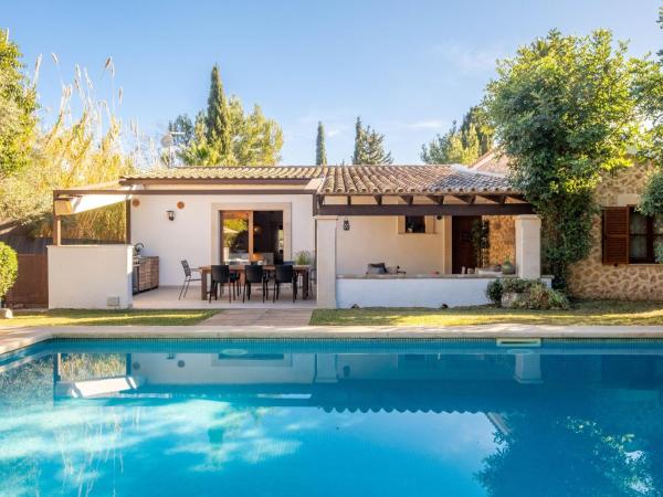 Villa Cuxach de N\Alba By SunVillas Mallorca, Book  Pollensa Mallorca