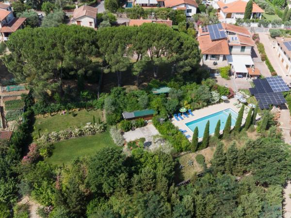Villa La Rosa-3 by Interhome, Book  Val D'Elsa hoteller med pool, Swimmingpool