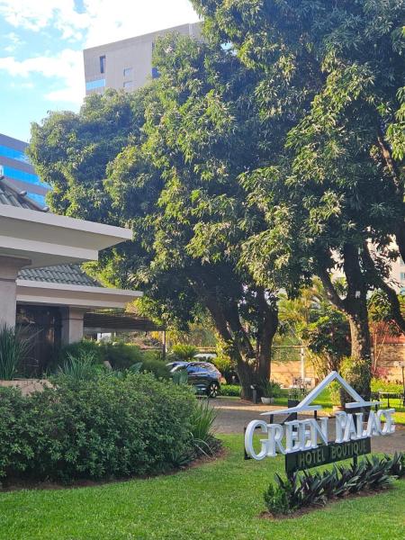 Green Palace Hotel Boutique, Book  Hoteller i Asunción med parkering, Parkering