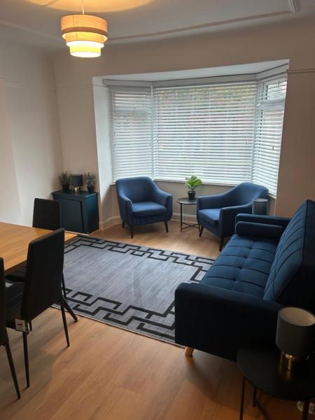 Cosy Apartment in Wallasey Village Near Liverpool, Book  Wallasey 