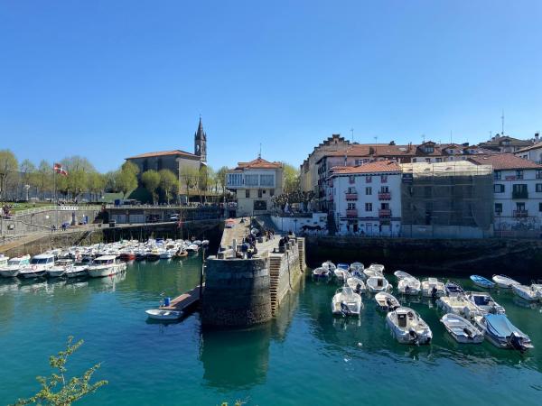 SANTA KATALINA Mundaka, Book  Mundaka Urdaibai