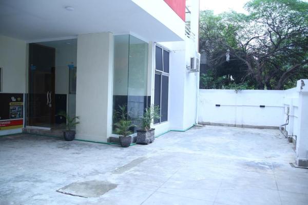 comfort in hotel, Book  Lahore Pakistan