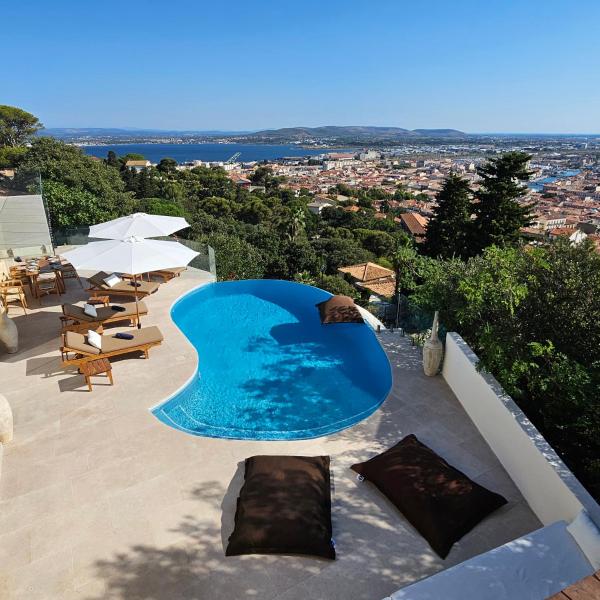 Villa Marenda, Book  Sète Étang de Thau