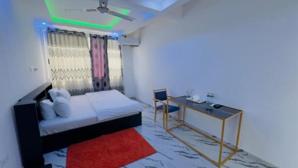Rrylord Plaza, Book  Accra Greater Accra